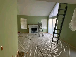 Painters with unlimited contactable references