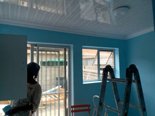 Painters with unlimited contactable references