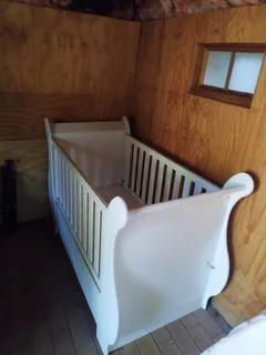 Sleigh Baby Cot