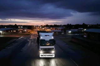 2015 - SCANIA R500 v8 Double Axle Truck on sale  - Excellent condition - Truck now fully parked