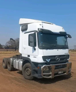 2015 - Mercedes-Benz Actros 2644 Double Axle Truck now on sale  - Excellent Condition