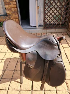 Trident Horse Saddle