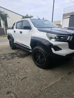 TOYOTA GD6 2.8 AUTO D/CAB  R549,999(NEG)