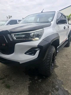 TOYOTA GD6 2.8 AUTO D/CAB  R549,999(NEG)
