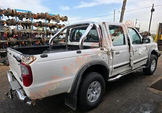 Ford Ranger 4L V6 XLE Stripping for Spares