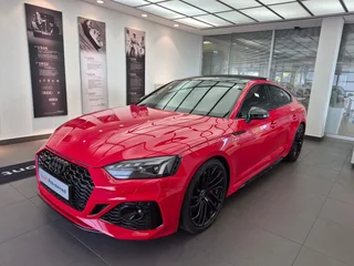 2025 Audi RS5 Sedan
