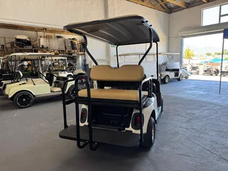 EZGO RXV GOLF CART