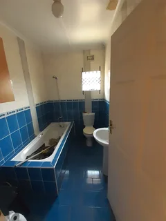 2 Bedroom freestanding house for rent in Grove End, Phoenix
