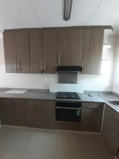 2 Bedroom freestanding house for rent in Grove End, Phoenix