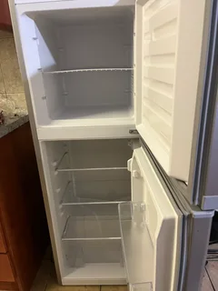 Fridge - Ad posted by Queenstatia Makoma