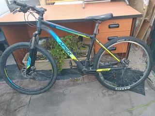Apex A600 mountain bike size 26