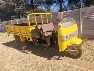 3 wheel tipper Bike for sale diesel engin
