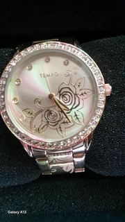 Golden Tempo Ladies Watch, for the or Sale. R250,00.