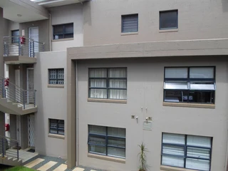 Furnished/Unfurnishd Chakas Rock R15000