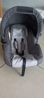 Bounce Baby Carrier &amp; Car Seat