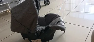 Bounce Baby Carrier &amp; Car Seat