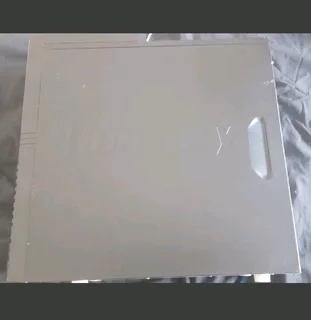 Gigabyte ga-h77m-d3h intel i7 3770 and a dell se2422h fhd monitor