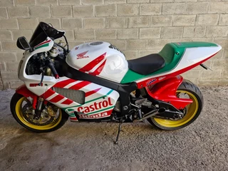 2002 Honda VTR