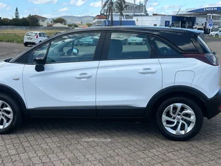 2019 Opel Crossland X Hatchback