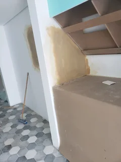 Skimmer available & cornice