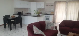 Flat - Ad posted by Sanet Morrow