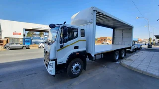 Foton FT10 max 6×2 chassis cab fitted with a tautliner body now available at RBT!!