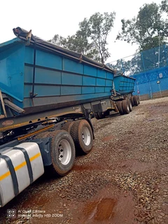 2018 SA TRUCK BODIES sidetipper now available at RBT!!
