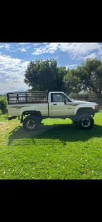 Toyota hilux raider