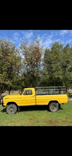 Ford 250 Highboy 4x4