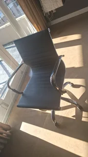2 Office chairs