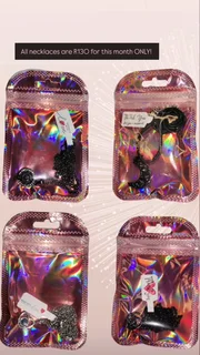 Projection necklace (&#34; I LOVE YOU&#34; in 100 different languages)