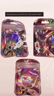 Projection necklace (&#34; I LOVE YOU&#34; in 100 different languages)