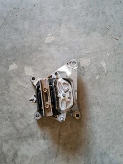 Audi A5 B9 gearbox mounting