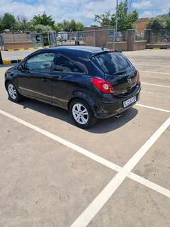 Opel corsa D 2011