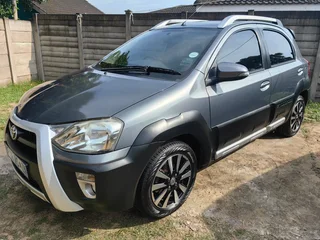 2016 Toyota Etios Cross Hatchback