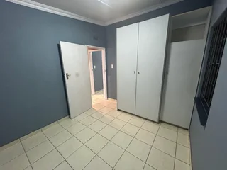 2 BEDROOM COTTAGE AVAILABLE FOR RENT IN  SOPHIATOWN, JOHANNESBURG