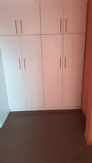 2 roomed Flat offered to rent in Zwide 1x bedroom with built-in wardrobe,ensuit (toilet and shower)