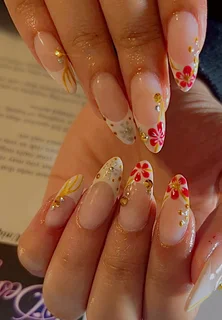 Designer Nails by Savi