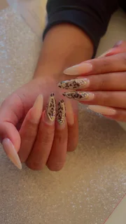 Designer Nails by Savi