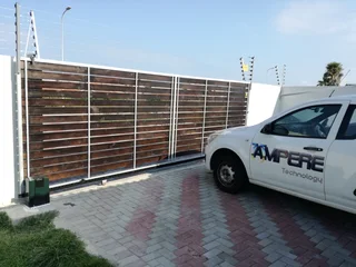 Electric Fence; Supply and Instalation