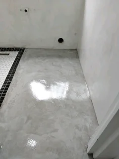 Colour screed floors with marble finish &#64;R399