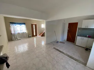 2 BEDROOM HOUSE TO RENT IN ALGOA PARK - AVAILABLE IMMEDIATELY