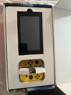 Nintendo Switch Pikachu and Eevee edition