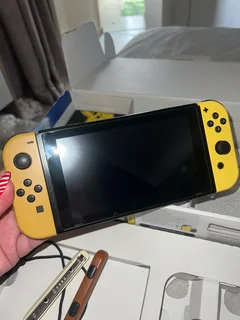 Nintendo Switch Pikachu and Eevee edition