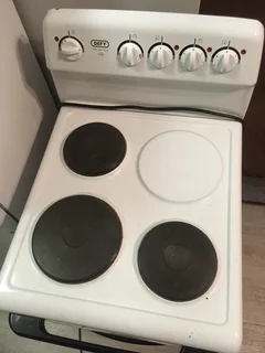 Defy 3 plate Stove