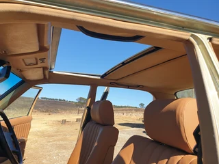 W123 280E Mercedes Benz 1984