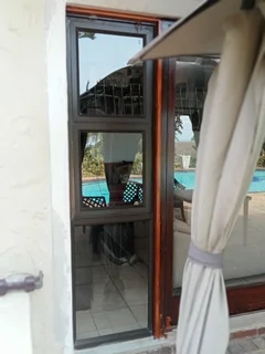 Mike the Handyman for plumbing, waterproofing, electrical, high pressure cleaning, roofing, painting