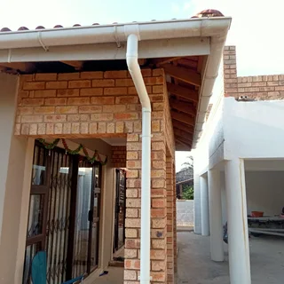 Mike the Handyman for plumbing, waterproofing, electrical, high pressure cleaning, roofing, painting