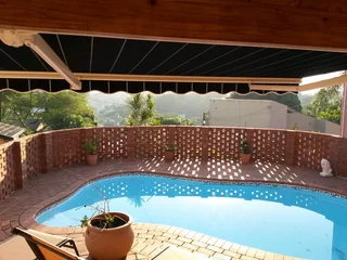 Fully-furnished bedroom to let to working woman or student in well-run Dbn/Nth house-share R4400