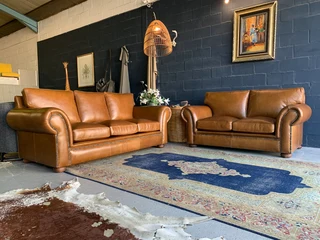 A Stunning 2 Piece Studio Style Genuine Leather Lounge Suite. (3 & 2 Seater) Brand New.